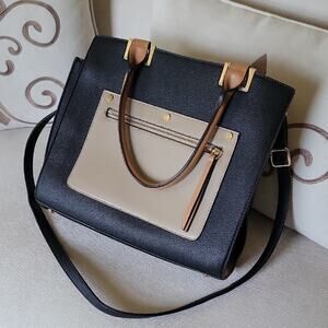 Macadamia Brand Black & Tan Satchel Tote w/ Gold Hardware – Macadamia Lining”